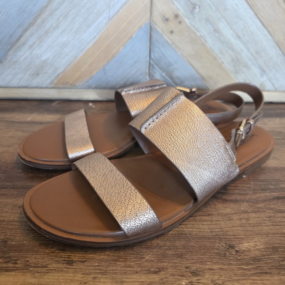 Naturalizer Sandals Women's Size 9M Gold Metallic Leather Strappy Fairfax